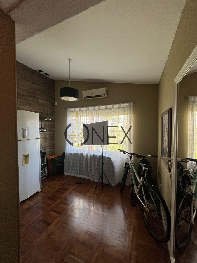 Casa ID.2573 - Hermosa propiedad de 4 dormitorios en Av. Don Pedro de Mendoza