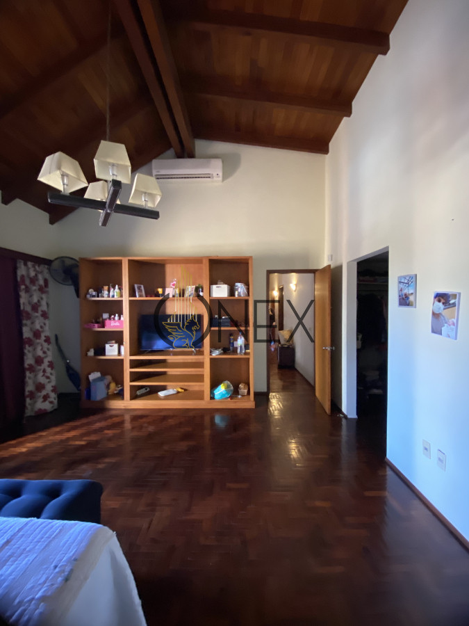Casa ID.2717 - ESPECTACULAR PROPIEDAD FRENTE A PLAZA EN VENTA PAYSANDU 