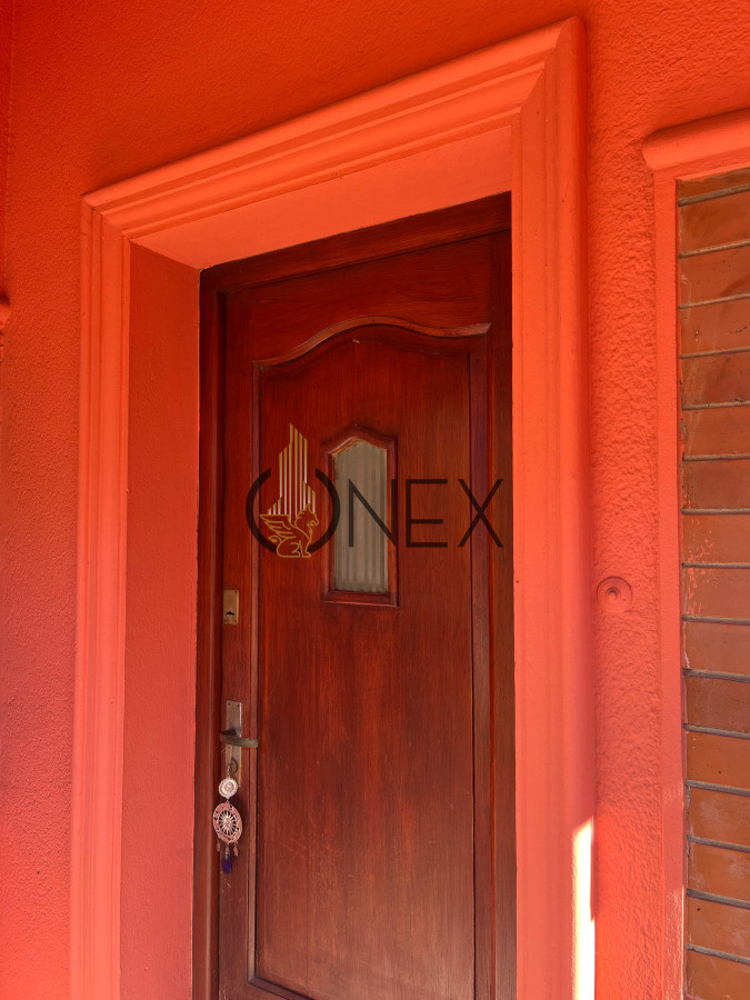 Casa ID.2573 - Hermosa propiedad de 4 dormitorios en Av. Don Pedro de Mendoza