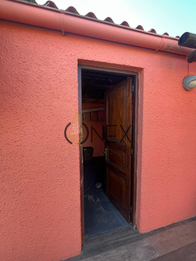 Casa ID.2573 - Hermosa propiedad de 4 dormitorios en Av. Don Pedro de Mendoza