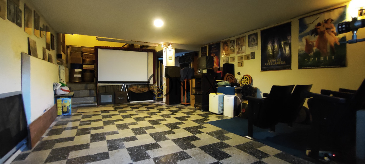 Casa ID.2656 - VENTA CASA MALVIN 3 DORMITORIOS 3 BAÑOS PARRILLERO GARAGE
