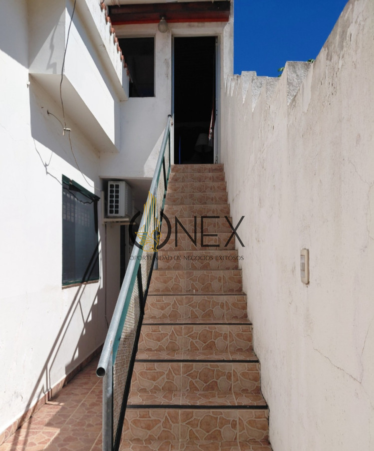 Casa ID.4194 - Oportunidad venta propiedad  dos casas  independientes + dependencia de servicio cerca de la rambla - Piriápolis