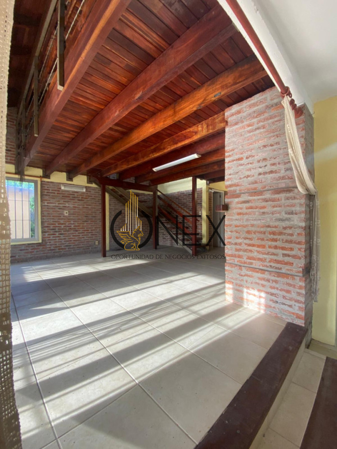 Casa ID.3627 - Se vende hermoso Chalet en Parque del Plata Sur