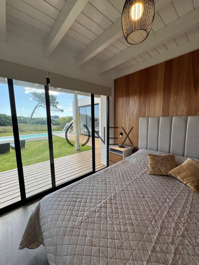 Casa ID.1404 - ¡Se vende espectacular casa a estrenar! de tres dormitorios, en Club del Lago, Punta Ballena  