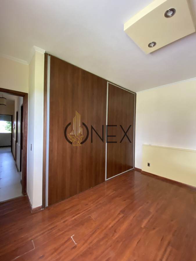 Casa ID.1557 - HERMOSA CASA DE PIEDRA EN VENTA 
