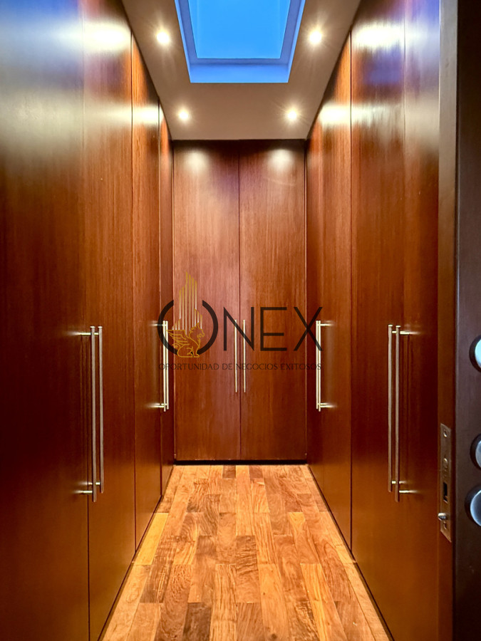 Casa ID.3611 - VENTA CASA 4 DORMITORIOS + SERVICIO, CARRASCO SUR