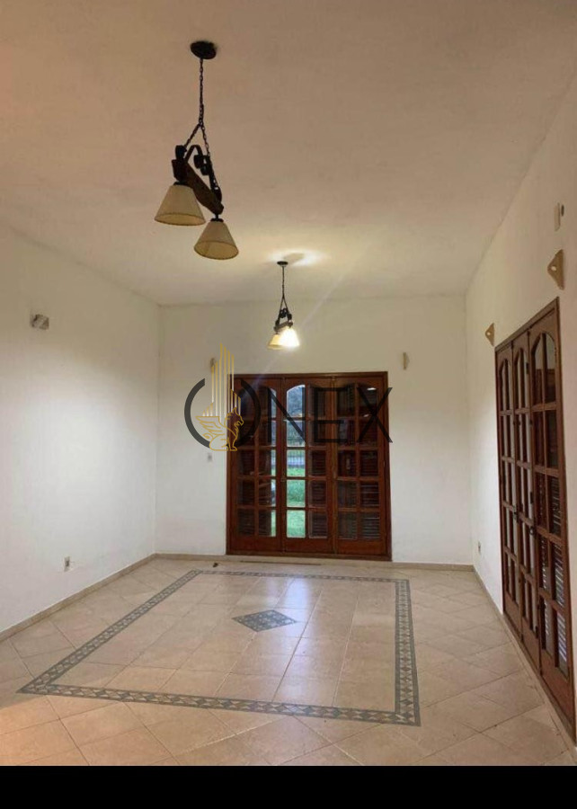 Casa ID.1661 - CASA EN VENTA CON GRAN TERRENO 