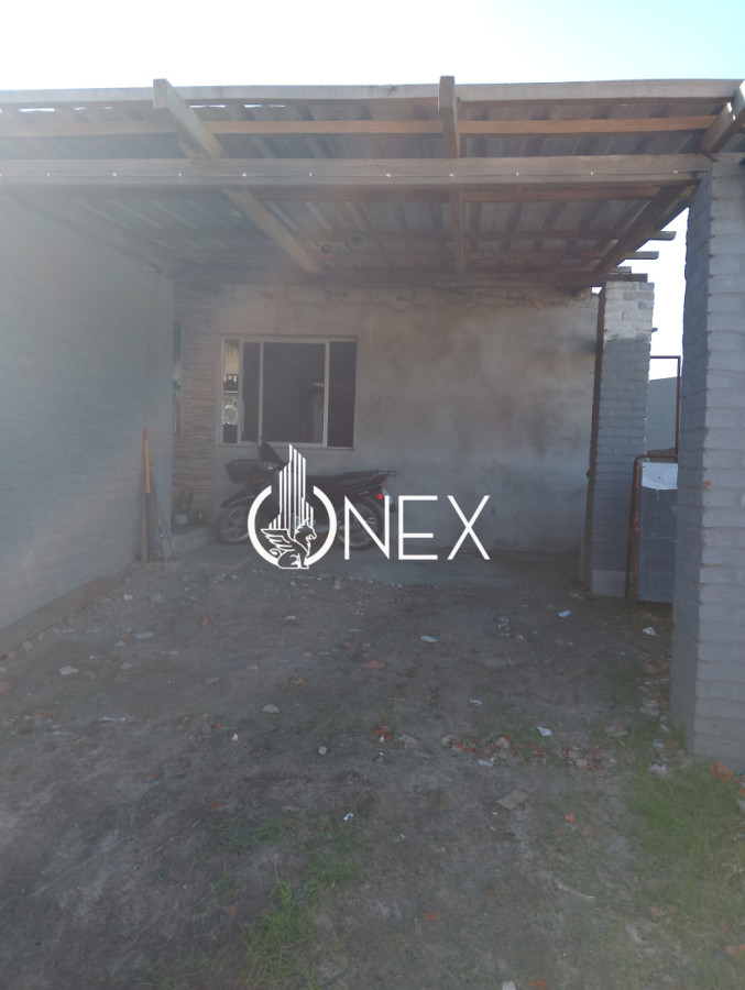 Casa ID.4316 - ONEX VENDE DOBLE POTENCIAL COMERCIAL