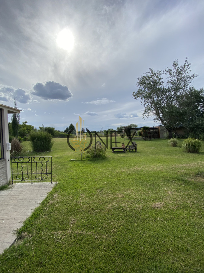 Casa ID.1557 - HERMOSA CASA DE PIEDRA EN VENTA 