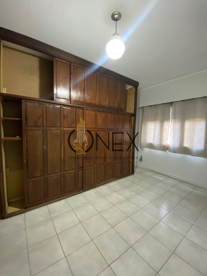 Casa ID.1534 - SE VENDE GRAN CASA EN CENTRO DE PAYSANDU