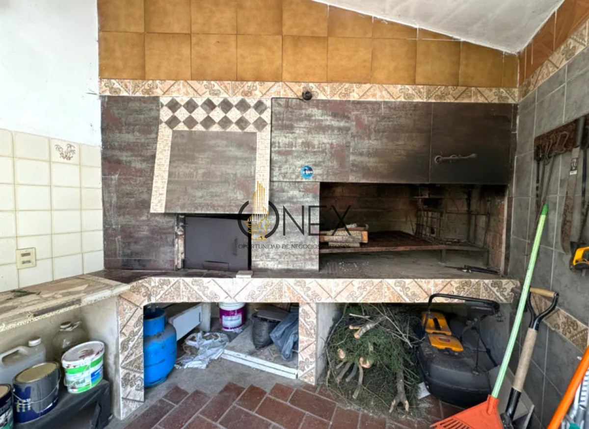 Casa ID.1514 - Gran Oportunidad Venta de Casa y Apartamento La Floresta a Pasos de La Playa.