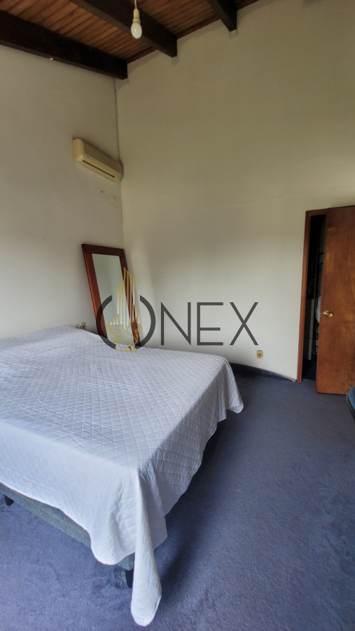 Casa ID.1661 - CASA EN VENTA CON GRAN TERRENO 