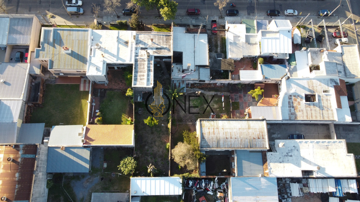 Casa ID.2575 - ESTRATEGICA PROPIEDAD CENTRICA EN VENTA 