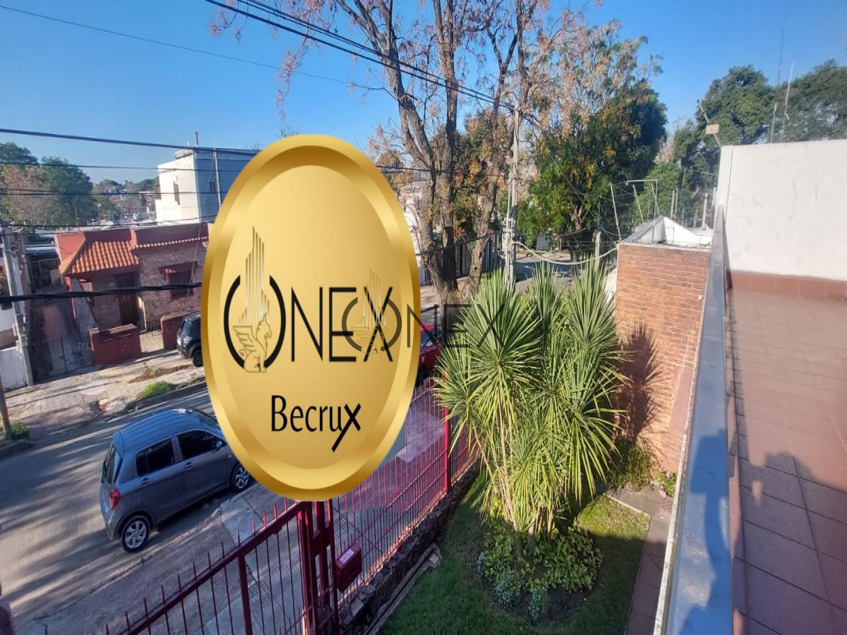 Casa ID.1081 - Excelente OPORTUNIDAD VENTA IDEAL INVERSION DOS CASAS Y UN GALPON BARRIO LA TEJA  MONTEVIDEO