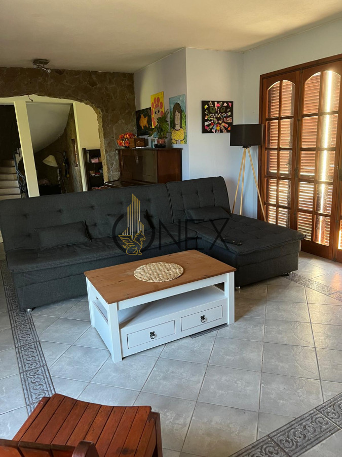 Casa ID.1661 - CASA EN VENTA CON GRAN TERRENO 