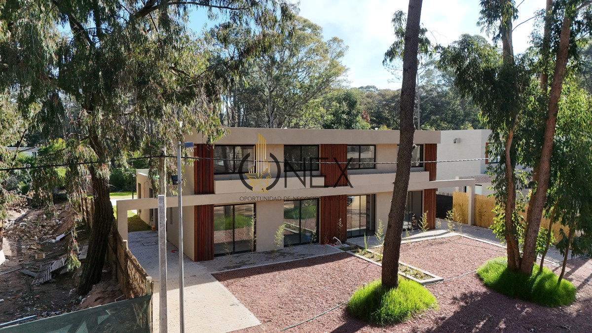 Casa ID.2850 - Alquiler anual a estrenar dentro de Solanas 4 suites con piscina privada equipada totalmente