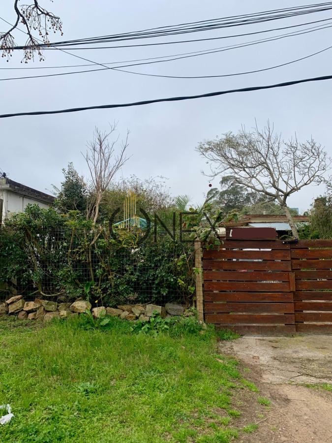 Casa ID.1227 - EN VENTA CASA EN PUNTA DEL ESTE A RECICLAR. IDEAL INVERSORES. ZONA LOS ÁNGELES 