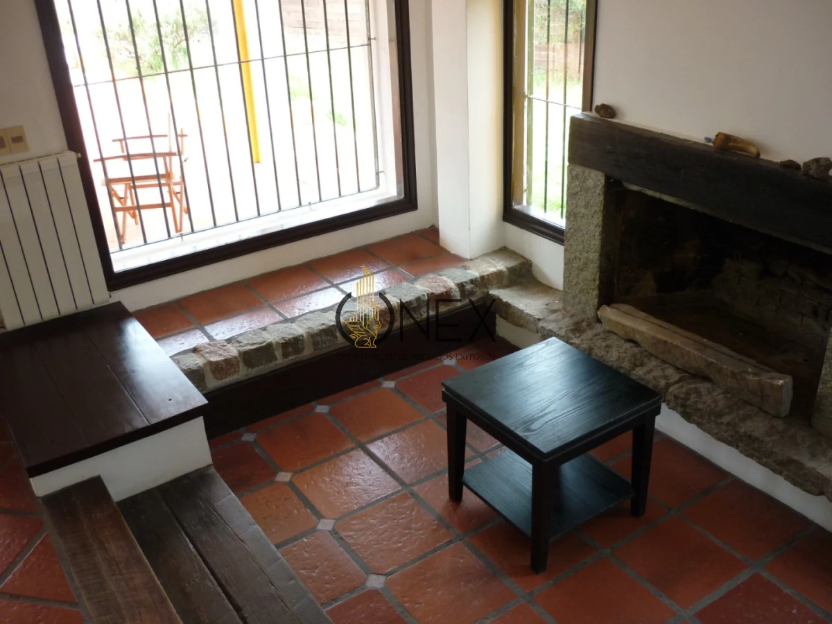 Casa ID.4333 - Casa Tipo Castillo en Venta - Frente al Mar 