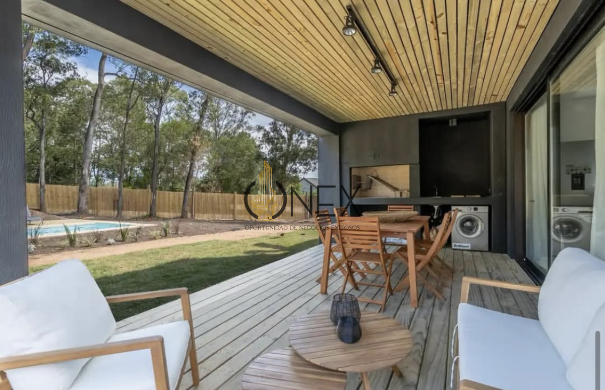 Casa ID.2935 -  Complejo Residencial de 4 casas - El Tesoro, La Barra. 