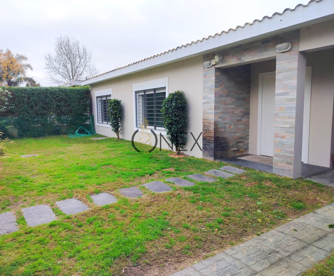 Casa ID.2832 - Hermosa Propiedad en Salinas Sur