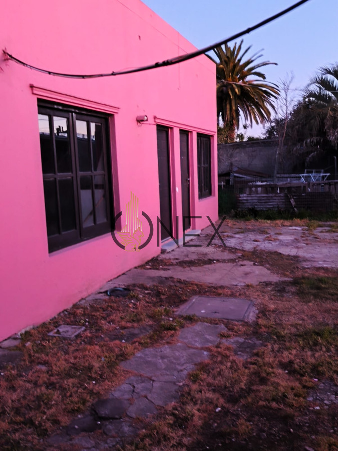 Casa ID.3079 - Venta y alquiler de casa con apto en San Carlos