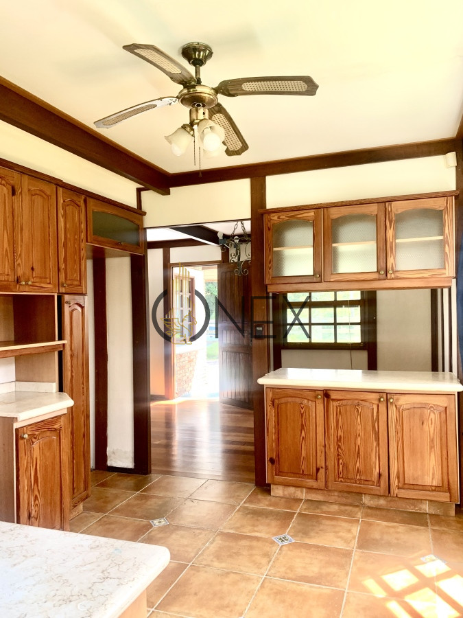 Casa ID.1284 - Hermosa Casa en Alquiler Anual