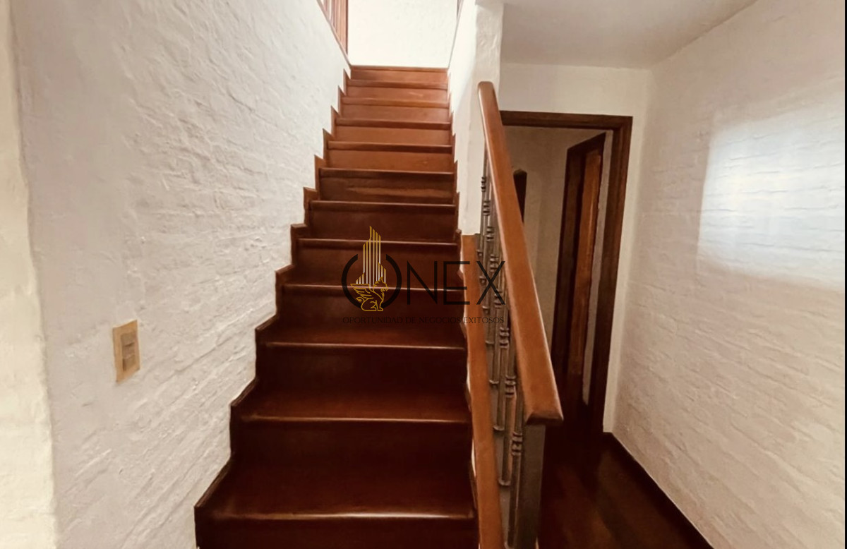 Casa ID.3373 - LUJO Y COMODIDAD Venta o Alquiler Casa Lomas Tahona 3D suite Playroom Estar Terraza Gge Piscina Parrillero