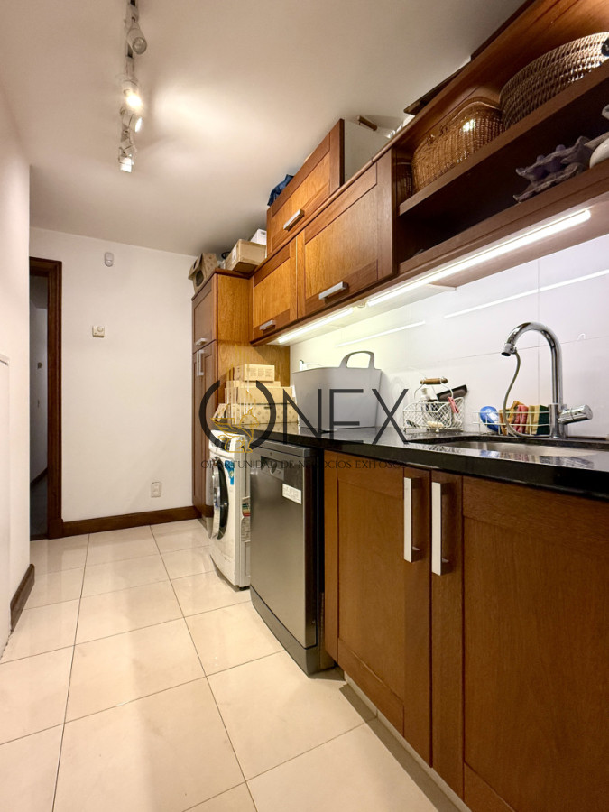 Casa ID.3611 - VENTA CASA 4 DORMITORIOS + SERVICIO, CARRASCO SUR