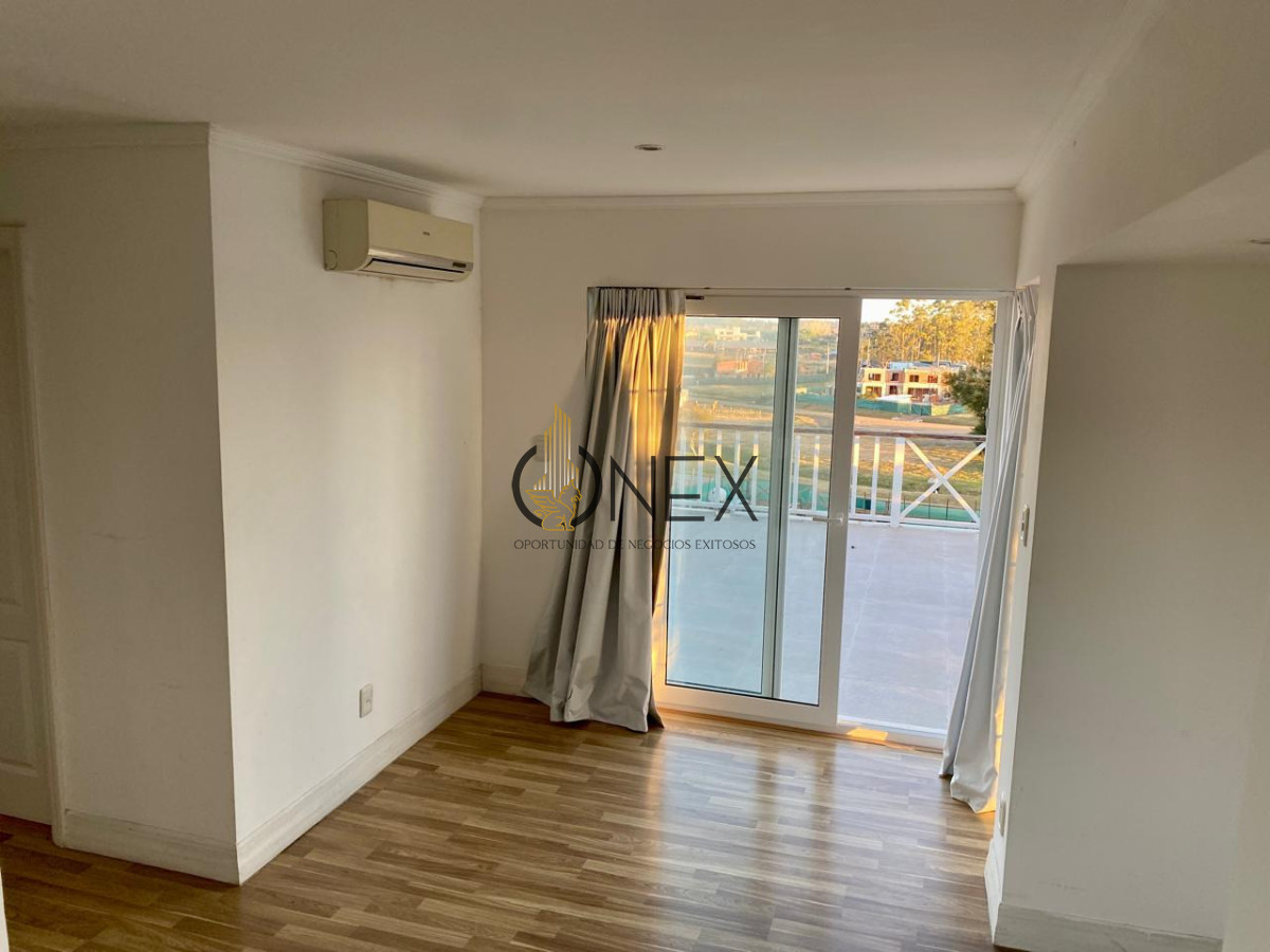 Casa ID.3374 - TU NUEVA VIDA EMPIEZA ACÁ! Venta Casa Altos la Tahona 3D Suite, estar, 2 plantas excelente ubicación  