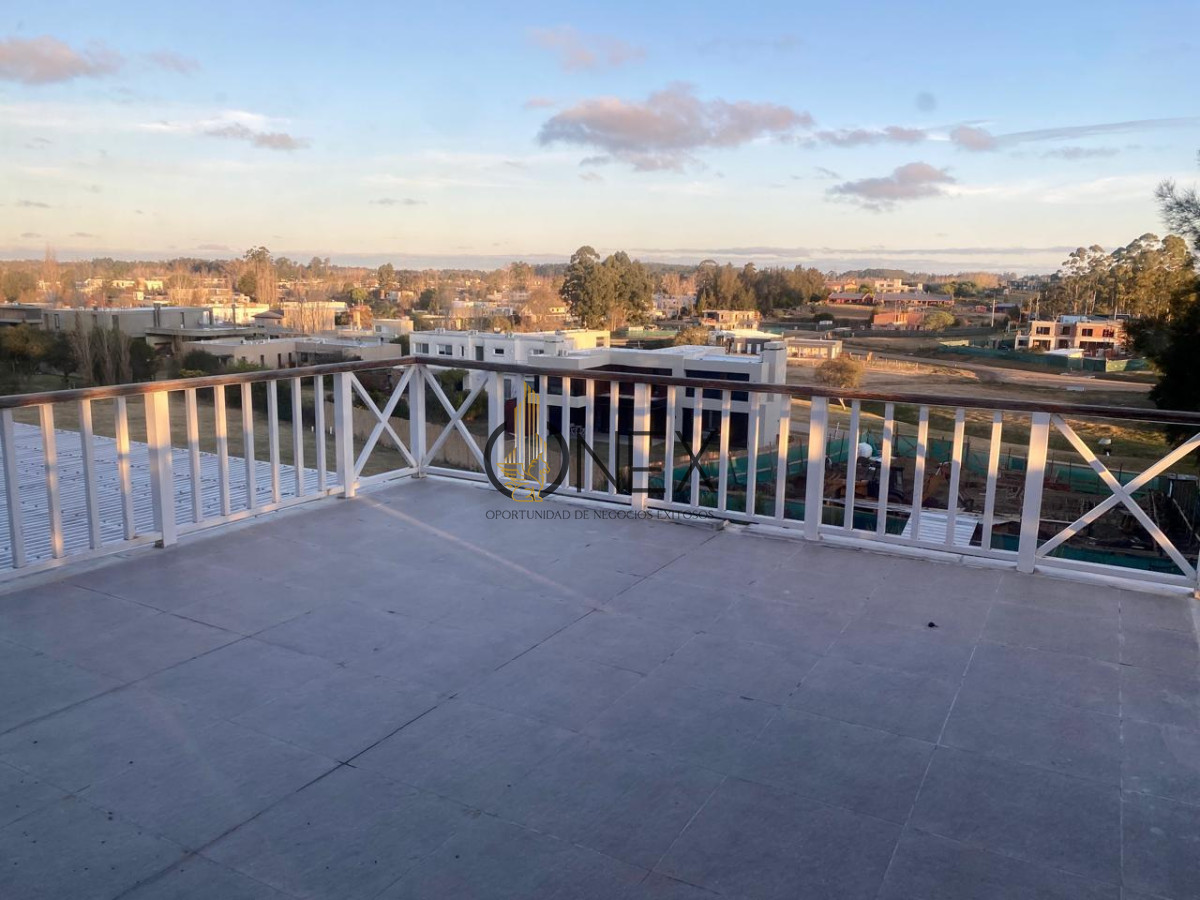 Casa ID.3374 - TU NUEVA VIDA EMPIEZA ACÁ! Venta Casa Altos la Tahona 3D Suite, estar, 2 plantas excelente ubicación  