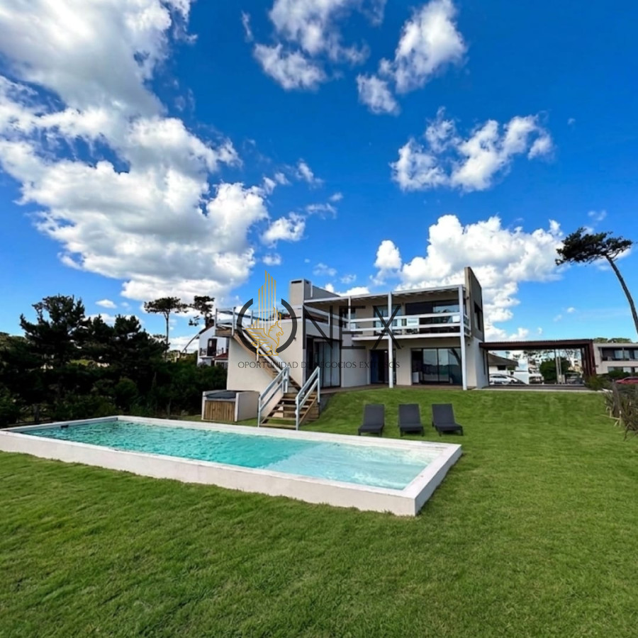 Casa ID.4264 - Exclusiva residencia frente al mar - Chihuahua , Punta Ballena  