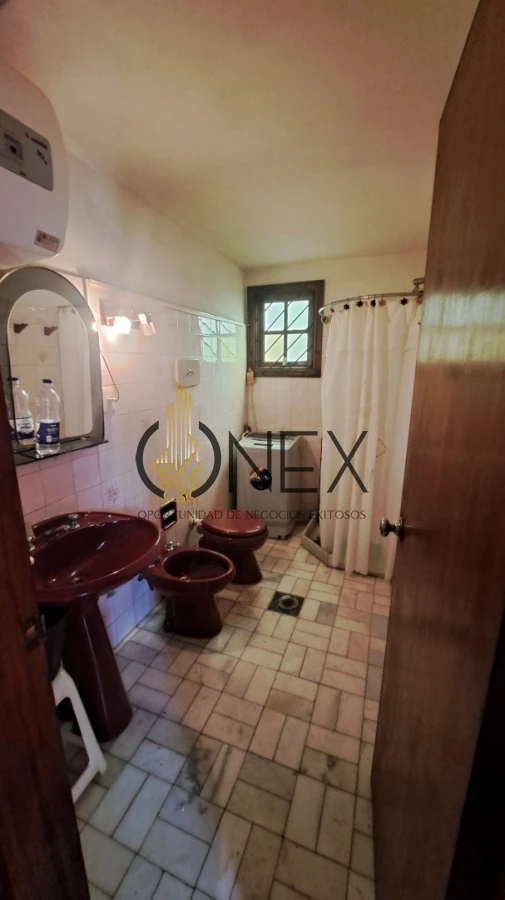 Casa ID.4048 - Alquiler y venta gran casa zona Pinares