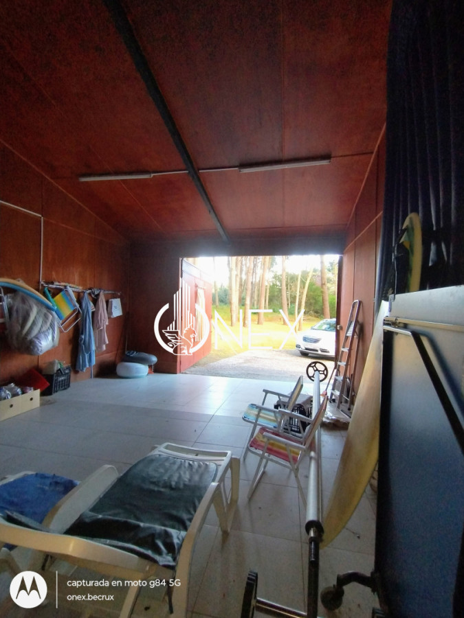 Casa ID.4627 - Oportunidad venta de casa en Maldonado solanas cuatro dormitorios cuatro baños piscina climatizada terraza con parrillero