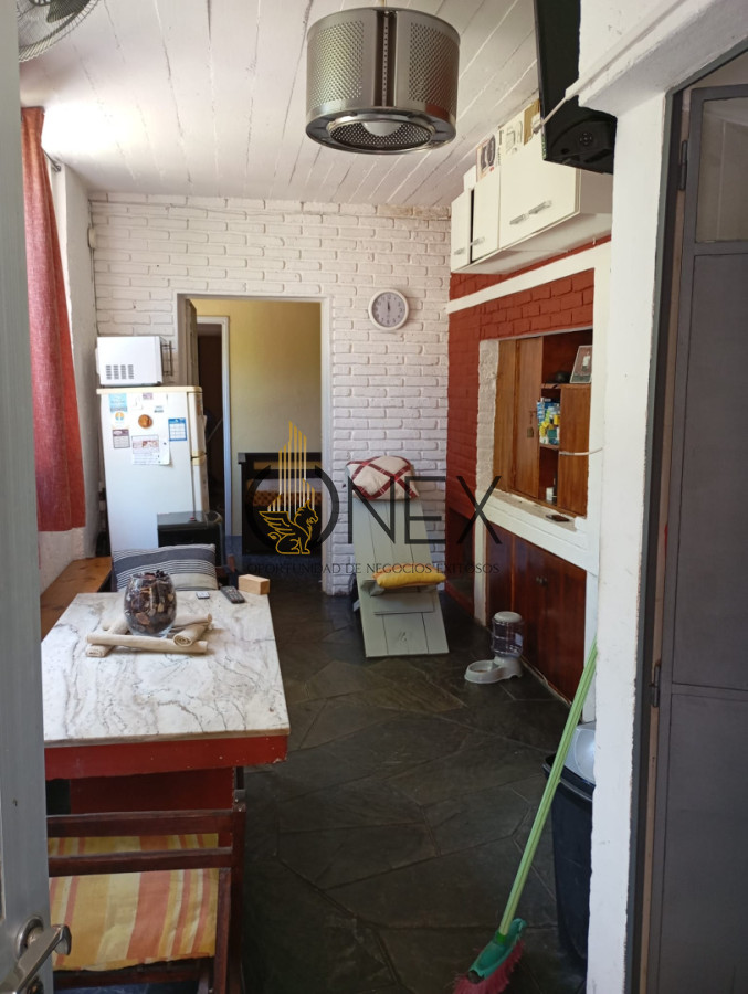 Casa ID.3774 - Casa en Venta de 7 dormitorios en Solymar a mts de la Rambla