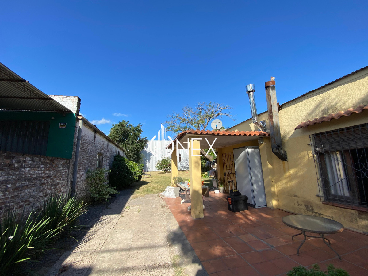 Casa ID.2021 - CASA MAS LOCAL COMERCIAL EN VENTA PAYSANDU