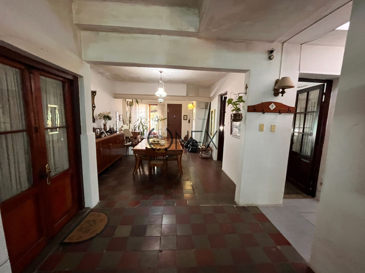 Casa ID.3099 - CASA EN VENTA A METROS DE REPUBLICA ARGENTINA