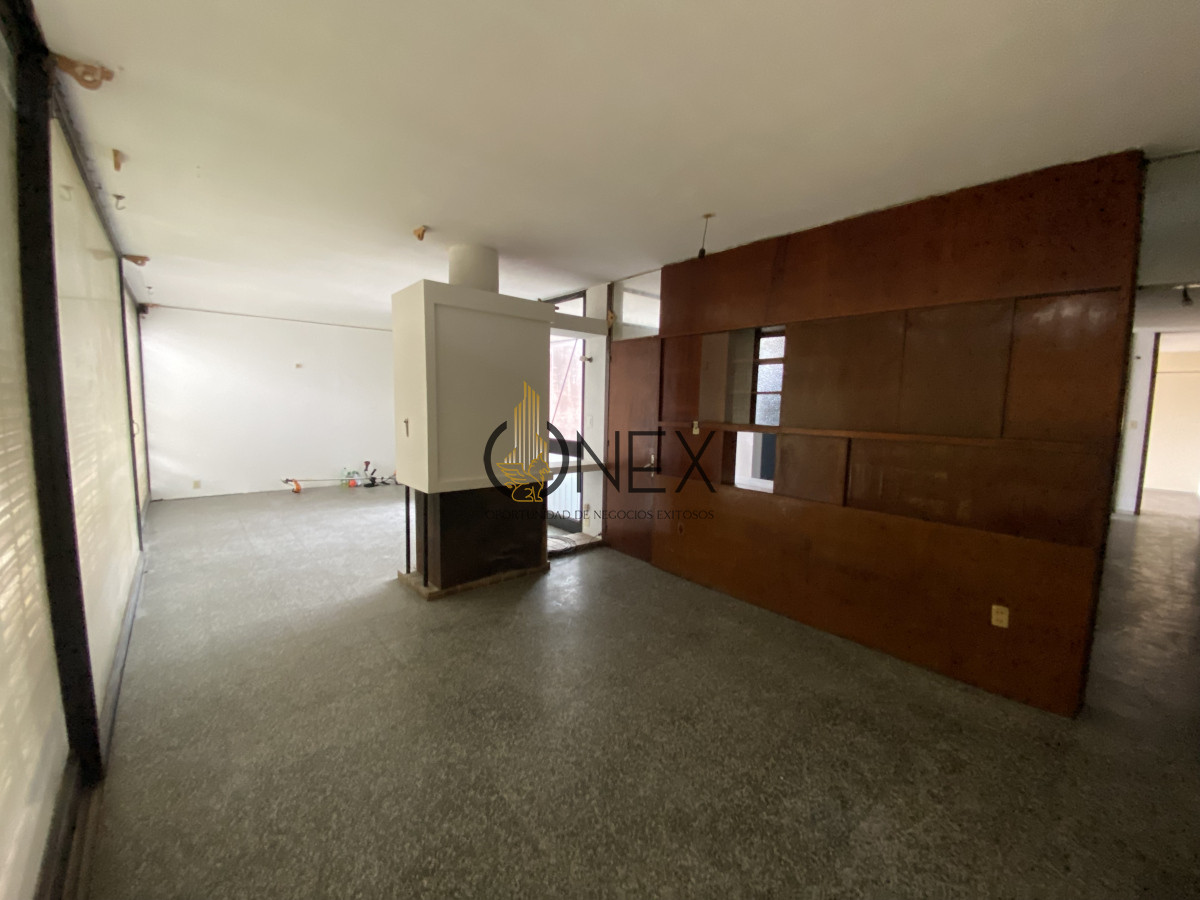 Casa ID.2575 - ESTRATEGICA PROPIEDAD CENTRICA EN VENTA 