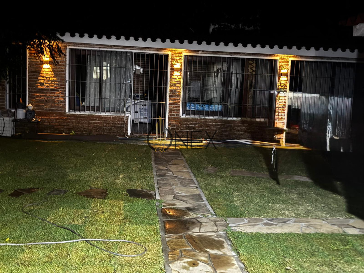 Casa ID.1663 - Casa en venta