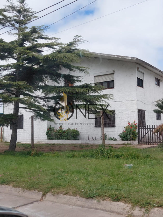 Casa ID.1514 - Gran Oportunidad Venta de Casa y Apartamento La Floresta a Pasos de La Playa.