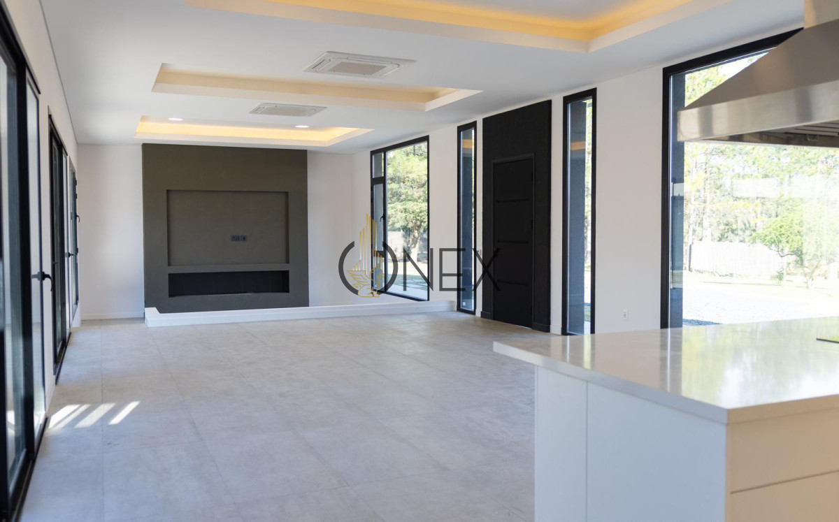 Casa ID.1587 - SE VENDE CASA EN BARRIO PRIVADO CARMEL