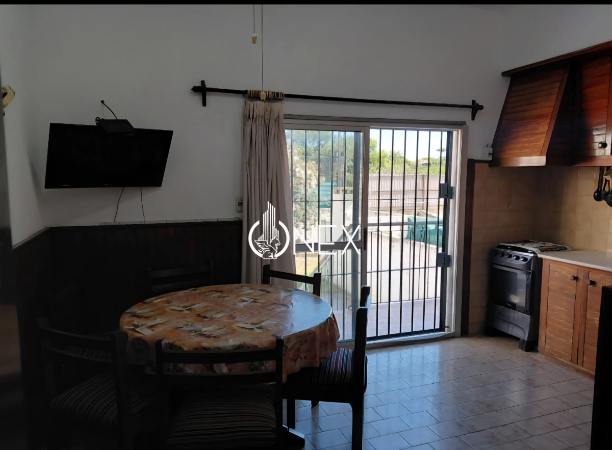 Casa ID.4194 - Oportunidad venta propiedad  dos casas  independientes + dependencia de servicio cerca de la rambla - Piriápolis