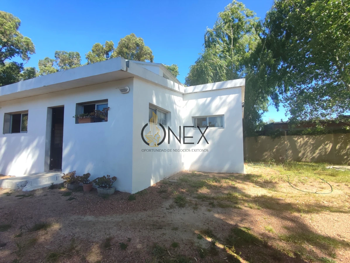 Casa ID.3574 - Casa en Alquiler de 3 dormitorios en Estación La Floresta