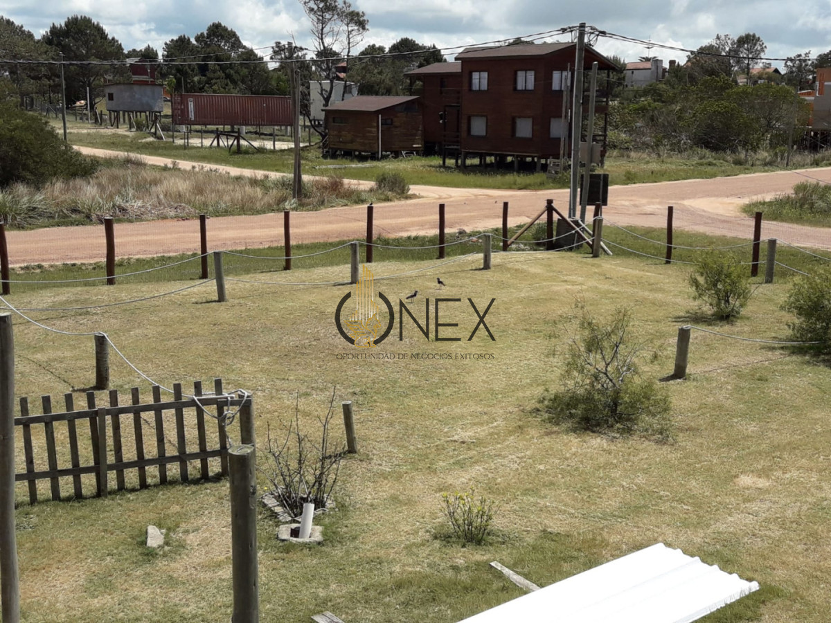 Casa ID.3813 - Venta 4 casas amuebladas en punta del diablo