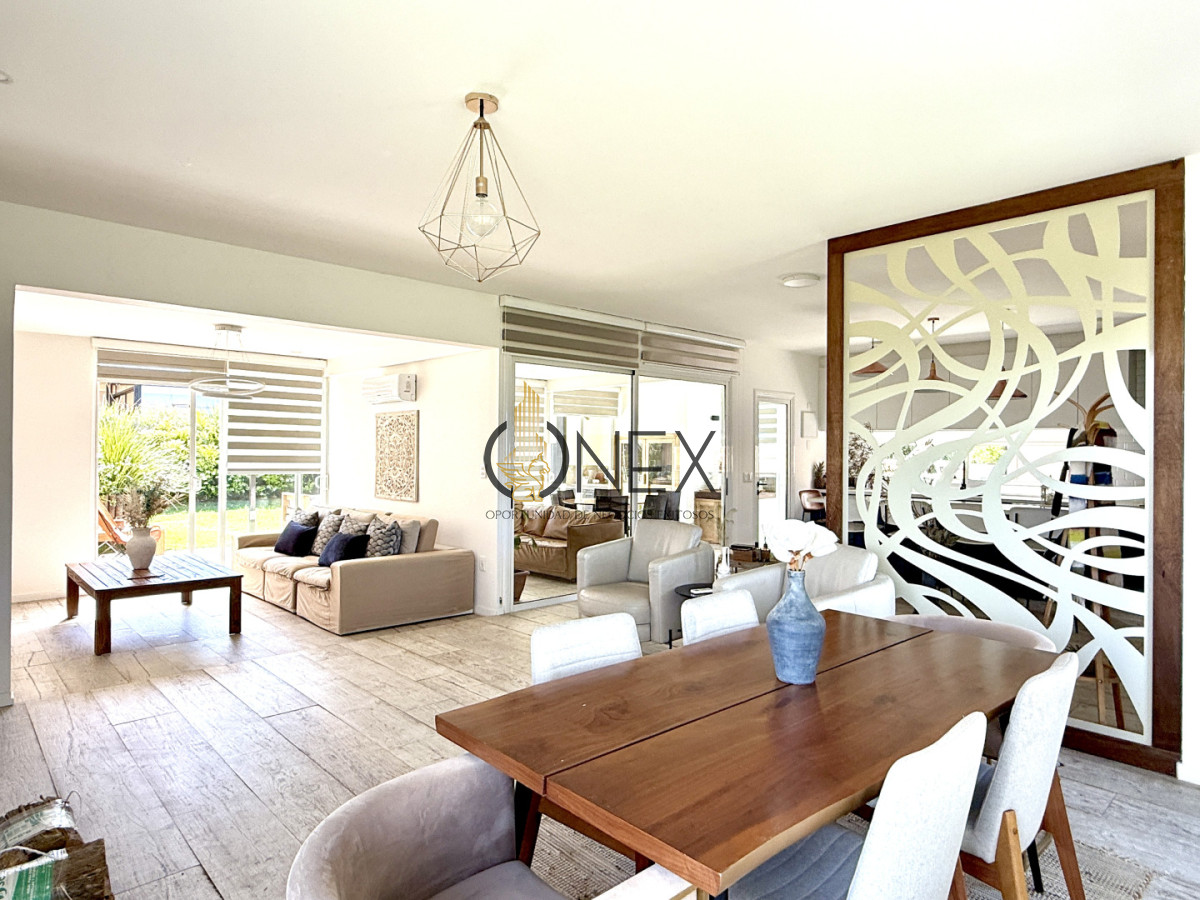 Casa ID.3434 - VENTA CASA UNA PLANTA, 3 DORMITORIOS, CON PISCINA, EN BARRIO PRIVADO MIRADOR DE LA TAHONA, CANELONES