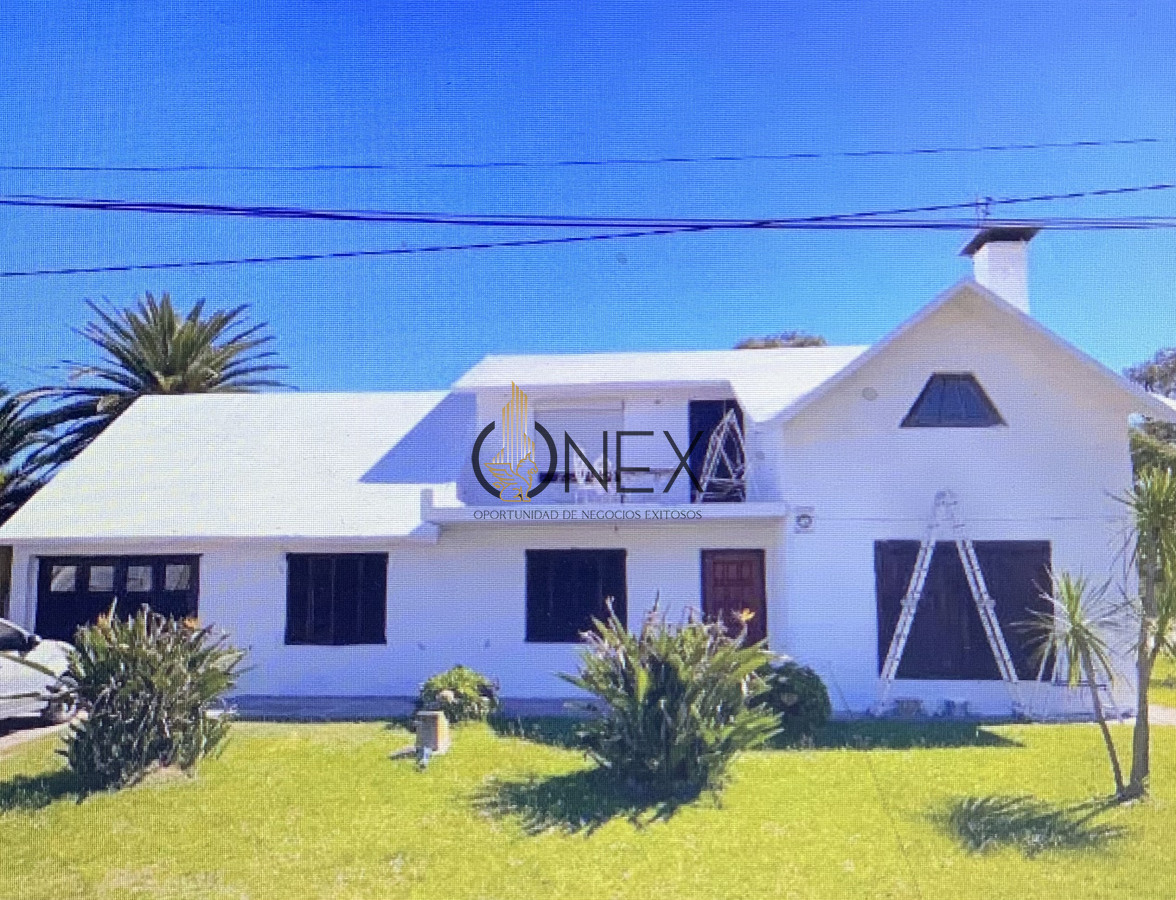 Casa ID.1514 - Gran Oportunidad Venta de Casa y Apartamento La Floresta a Pasos de La Playa.