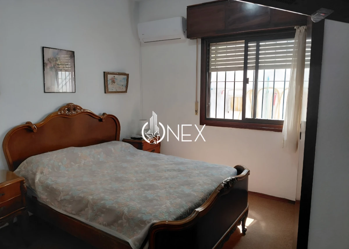 Casa ID.4194 - Oportunidad venta propiedad  dos casas  independientes + dependencia de servicio cerca de la rambla - Piriápolis