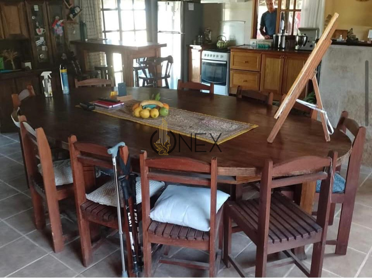 Casa ID.2373 - Venta casa principal y de huespedes gran tierra divina zona 