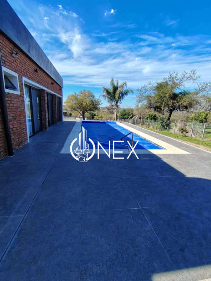 Casa ID.4951 - HERMOSA PROPIEDAD EN VENTA CON APARTAMENTO INDEPENDIENTE 