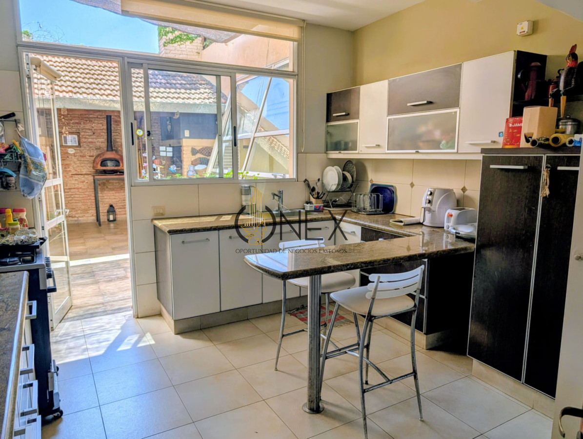 Casa ID.4344 - AMPLIA PROPIEDAD CENTRICA EN VENTA PAYSANDU