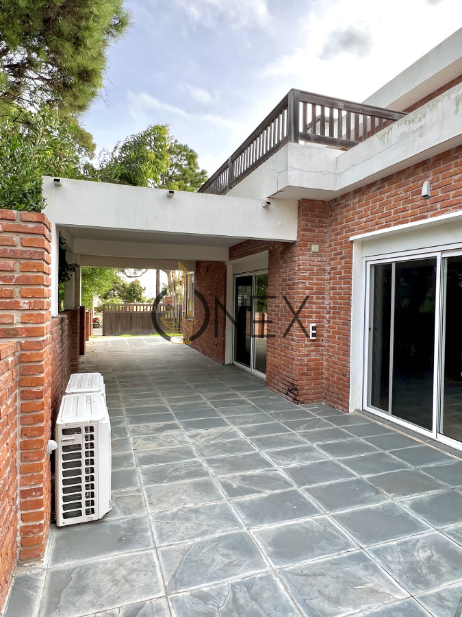 Casa ID.1848 - VENTA CASA AMUEBLADA, 3 DORMITORIOS, 3 BAÑOS, PLAYA GRANDE, PIRIÁPOLIS